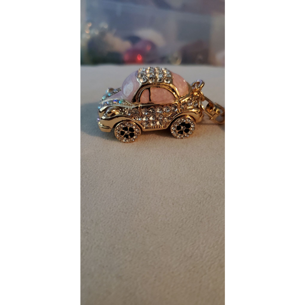 Vintage Pink Sparkling classic Car Keychain with Movable wheels